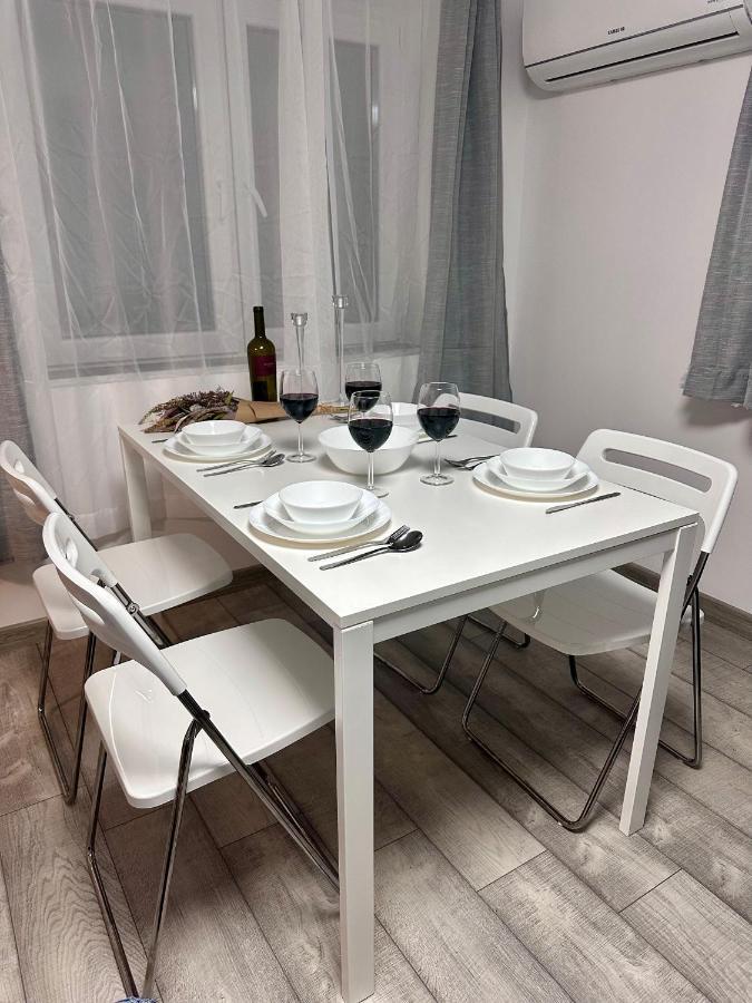 The Rainbow 8 Apartment Sofia Ngoại thất bức ảnh